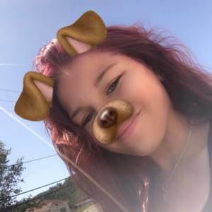 Meet your Posher, Danika